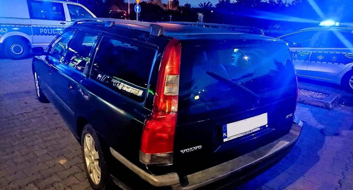 Kolizja w Pile na ponad 3 promilach. Sprawca zapłaci równowartość samochodu