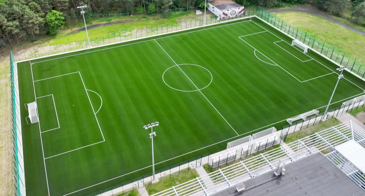 Można grać. Nowe boisko w Pile na Żeromskiego już otwarte