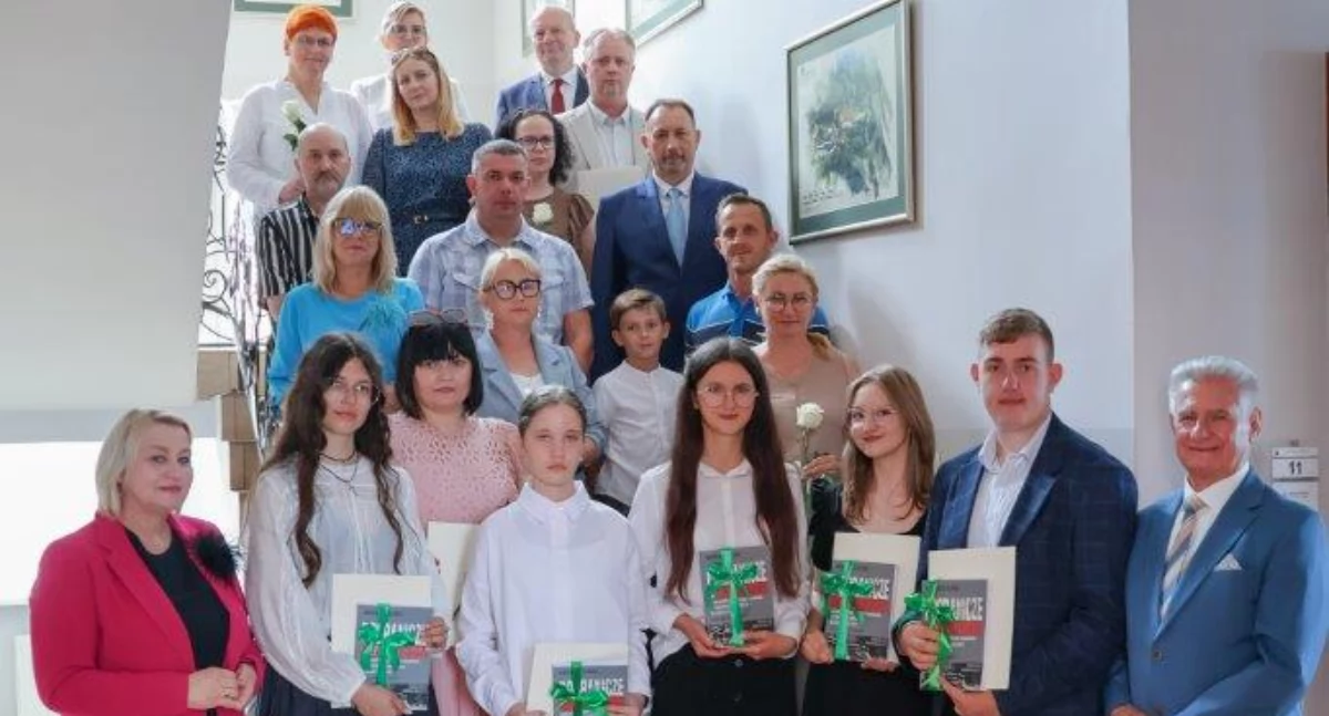 Nagrody Burmistrza Wielenia dla najlepszych absolwentów szkół podstawowych