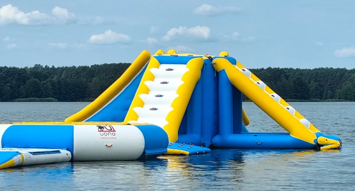 Czyste jeziora, pełne plaże, darmowe wodne atrakcje. TOP kąpielisk w czarnkowsko-trzcianeckim 