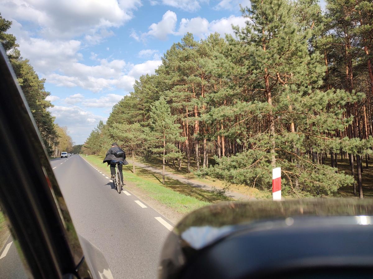 Rowerzysto, masz ścieżkę rowerową? To po niej jedź!