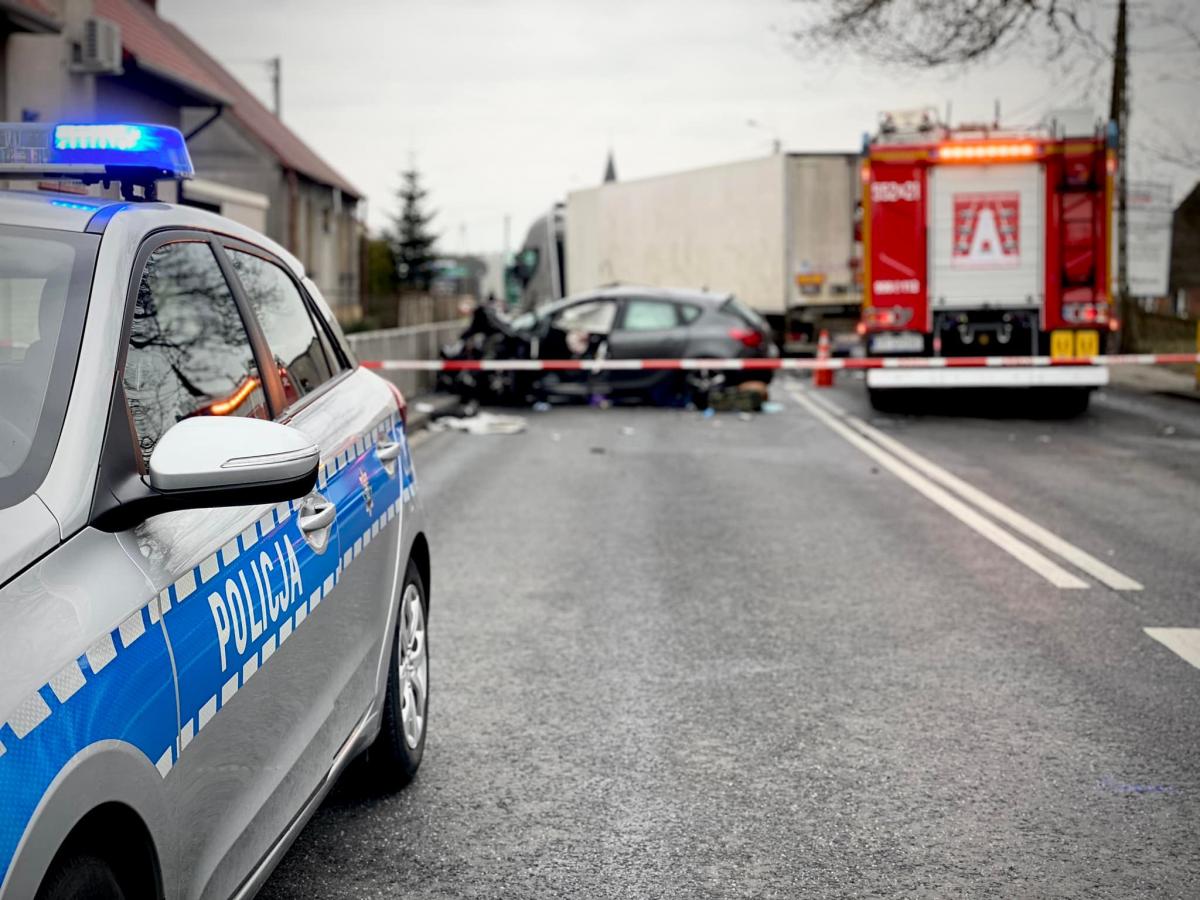 Wypadek w Śmiłowie. Droga krajowa nr 10 zablokowana