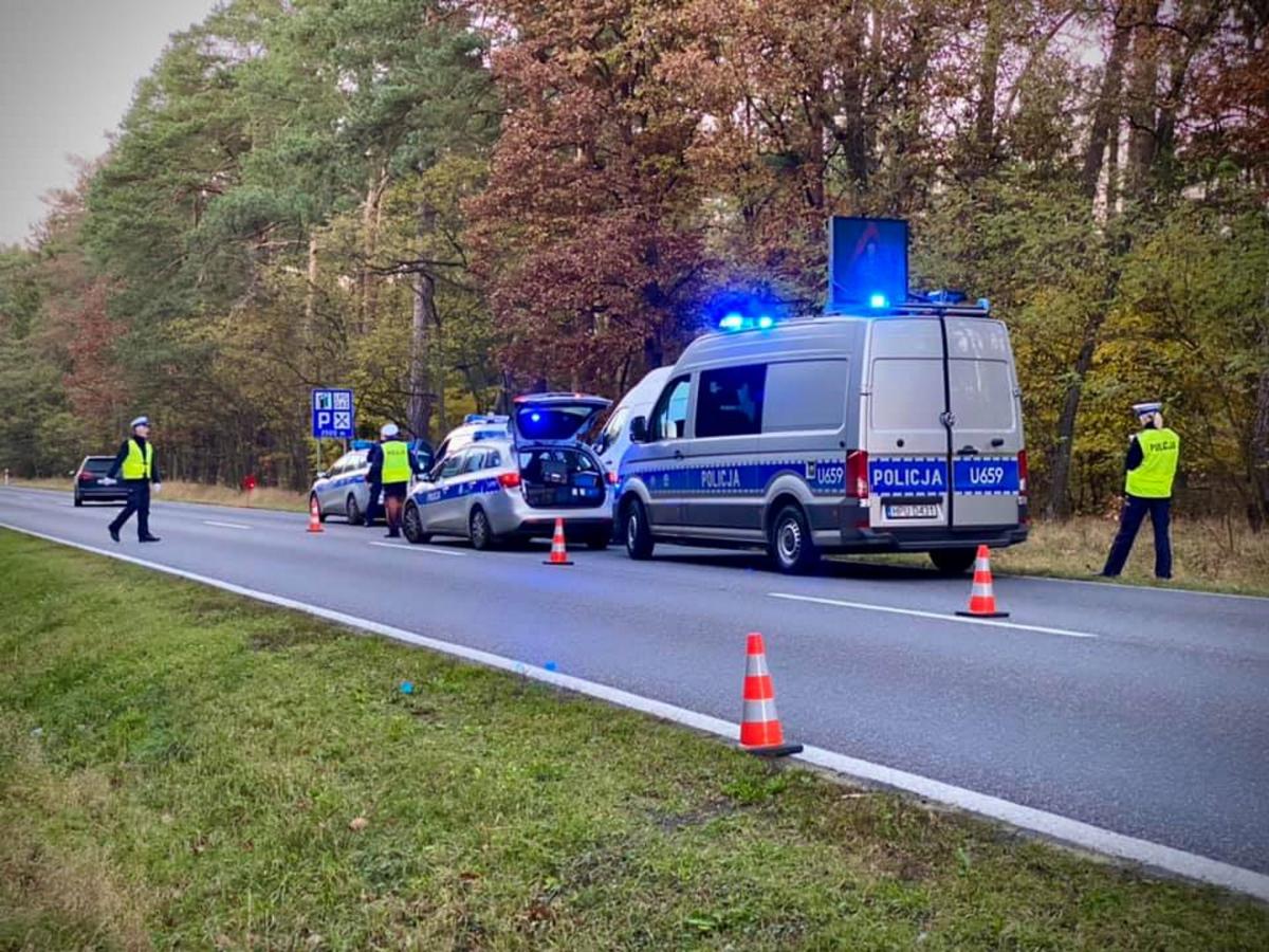 Policyjny pościg za busem przez dwa powiaty