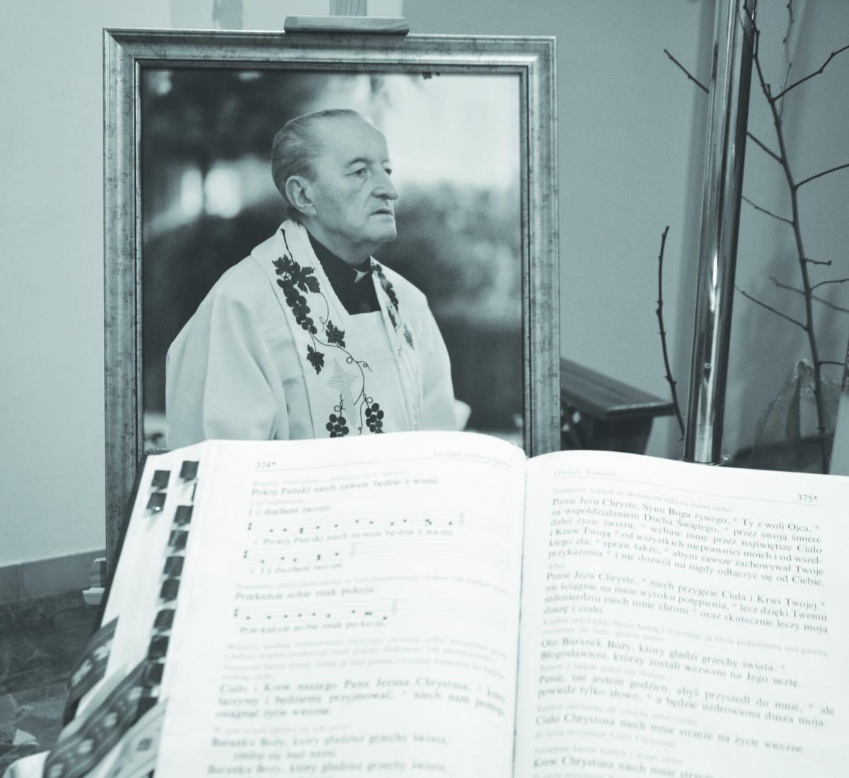 Mówił: Kościół to jest mój świat! Żegnamy księdza Stanisława Skopiaka