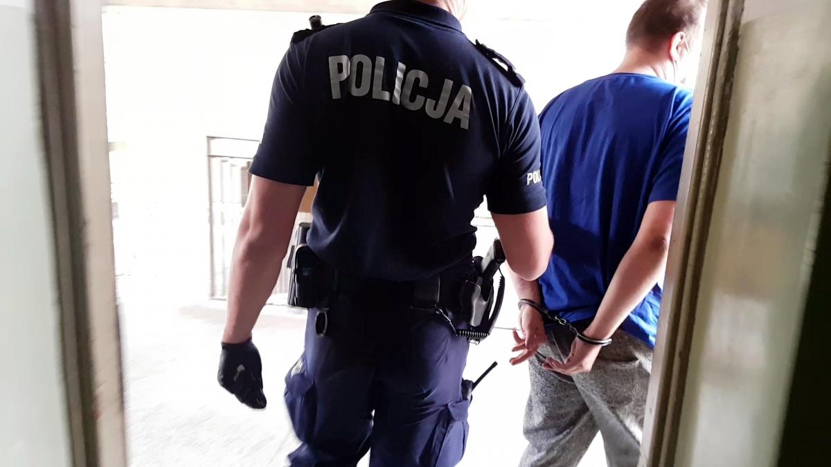 Potrącił rowerzystę i uciekł Okazało się, że brał narkotyki