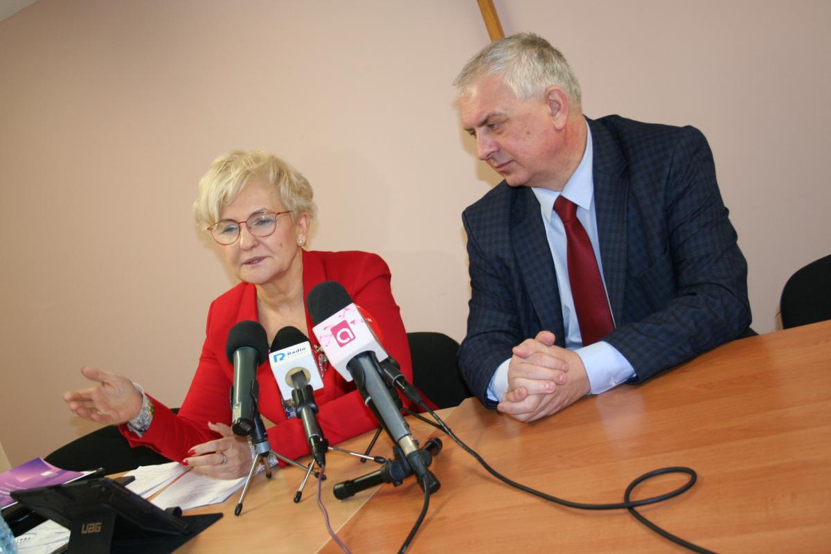 Wiceminister rodziny: CIS-y muszą działać, nawet jak skończą się unijne pieniądze