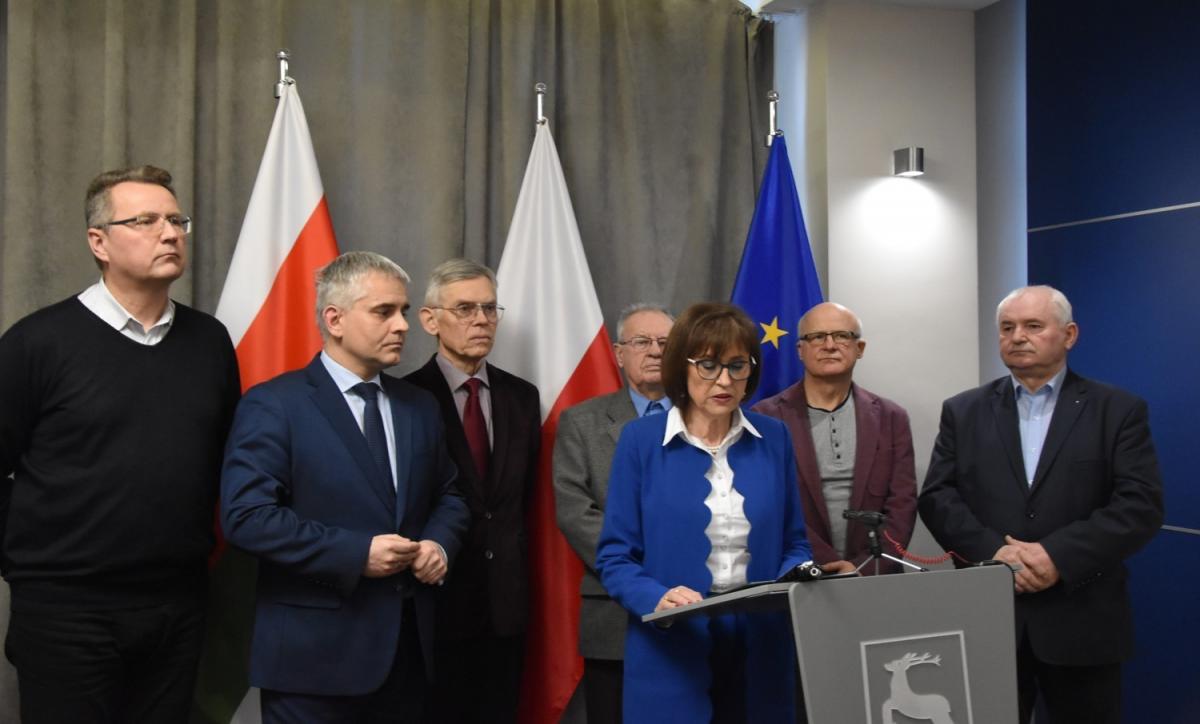Kara za głosowanie? Solidarni z doktorem Bystrzyckim