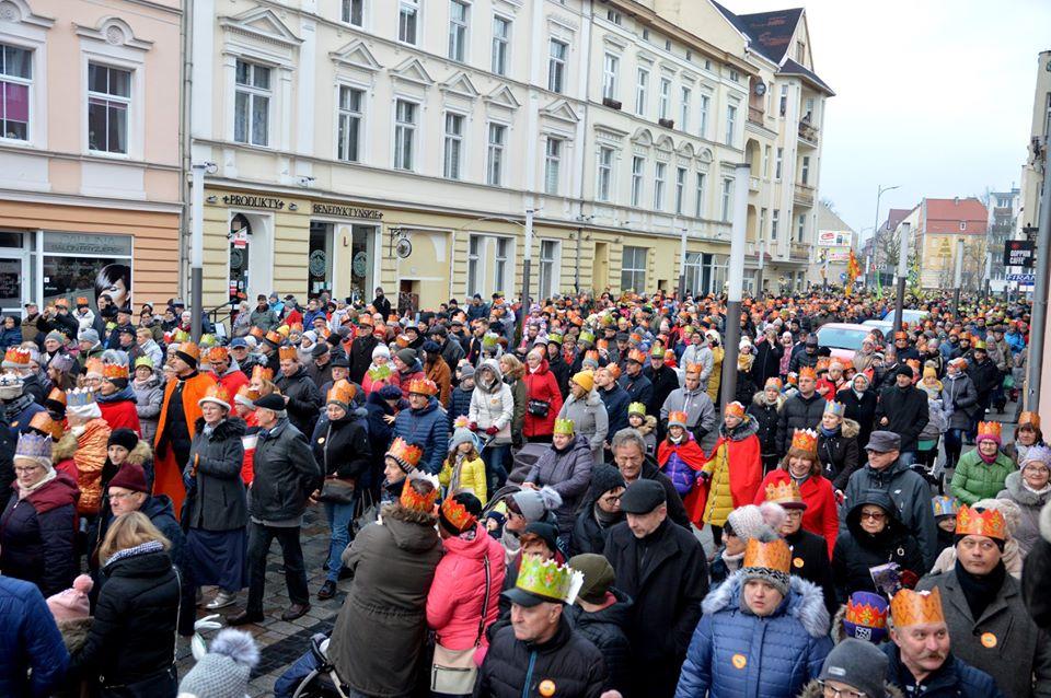 „Cuda, cuda ogłaszają”. Orszak Trzech Króli w Pile