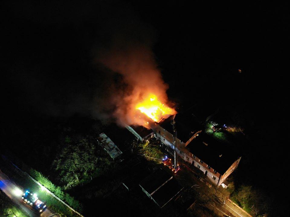 Olbrzymi pożar w Białej. Palił się dom opiekuńczy stowarzyszenia Ankar
