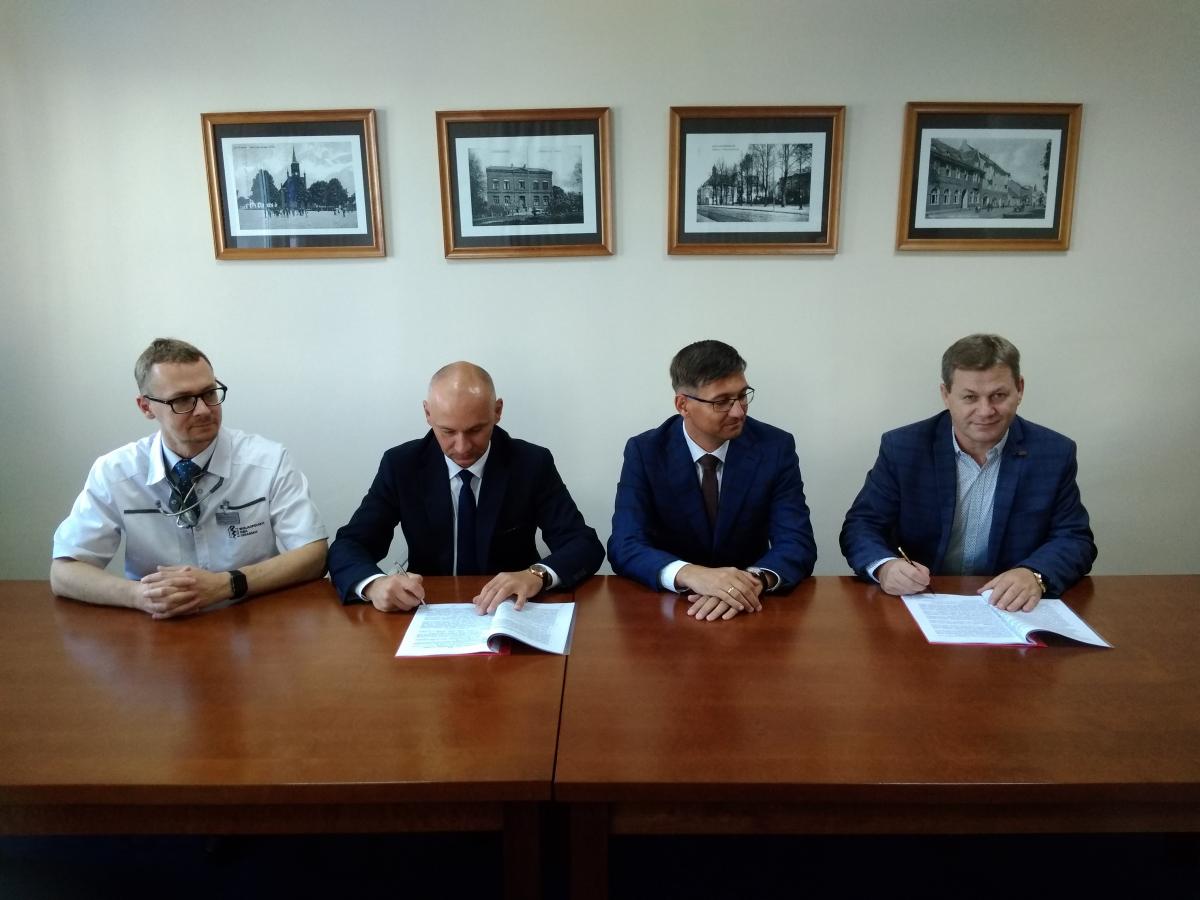 Prawie 8 milionów na rozbudowę szpitala w Trzciance