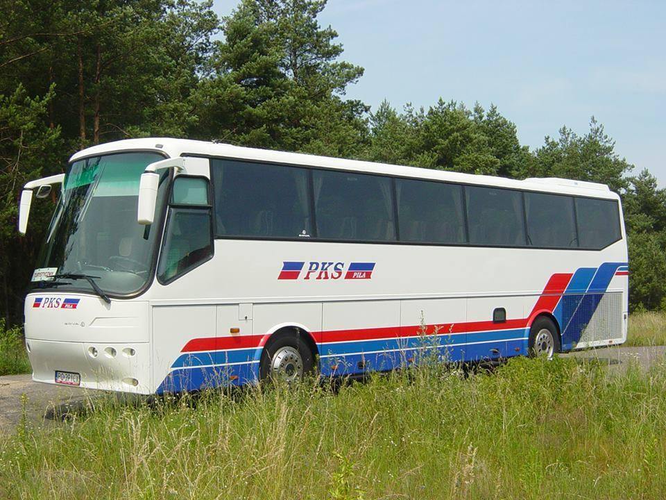 17-latka straciła przytomność w autobusie. Pomógł kierowca i policjanci