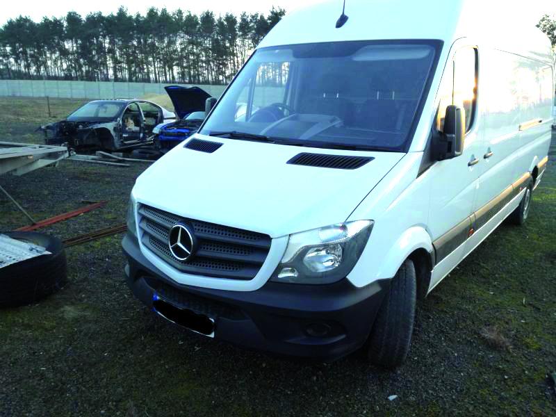 Odzyskali mercedesy skradzione w Wielkiej Brytanii
