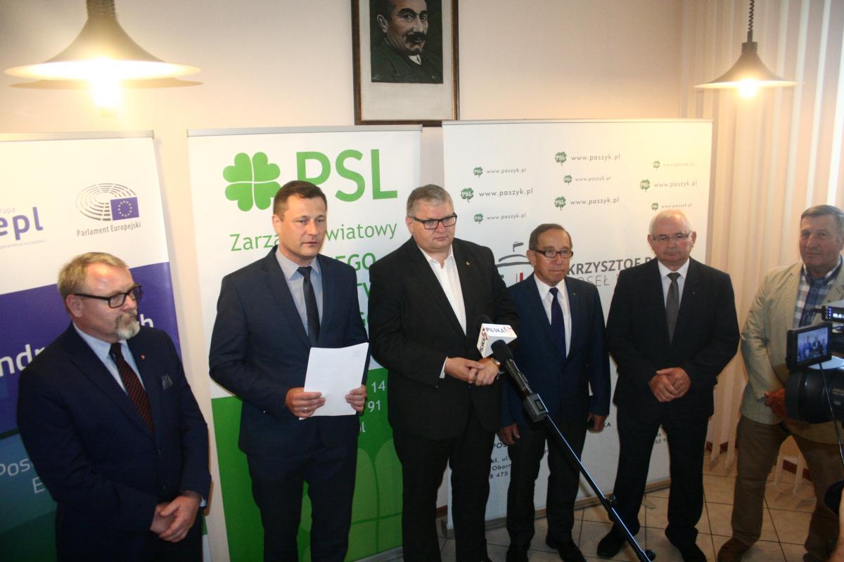 Paszyk: PiS robi skok na kasę Polaków