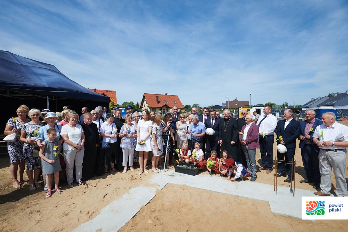Ruszyła budowa hospicjum w Pile. Kamień węgielny wmurowany