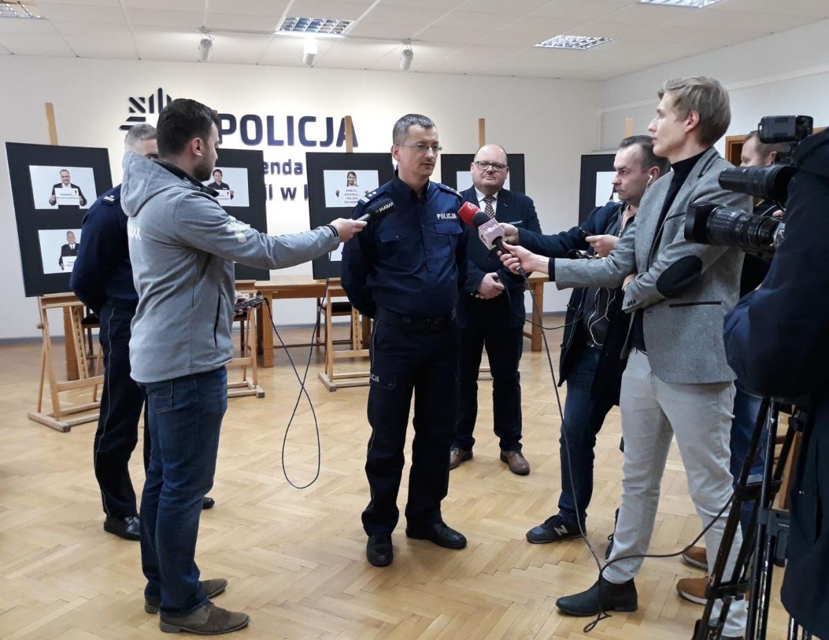 Pilskie VIP-y ostrzegają  przed oszustami