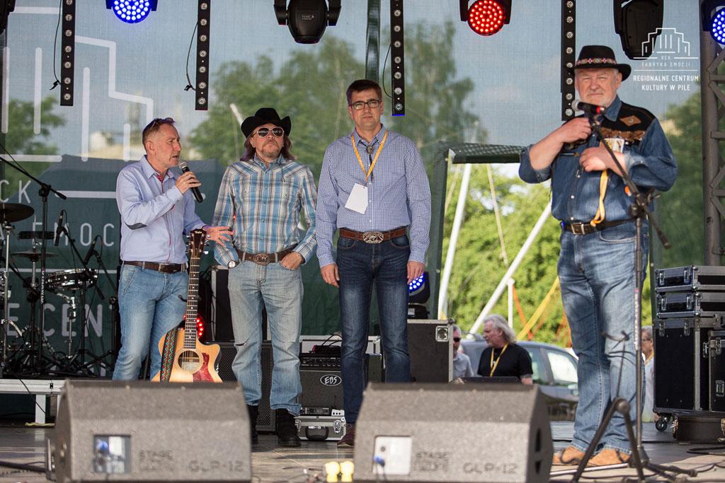 Afera wokół Country nad Gwdą