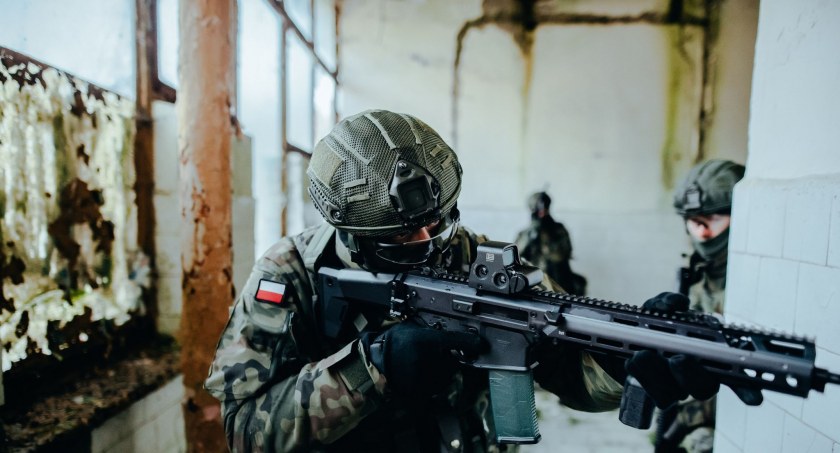 Trenuj jak żołnierz. Wojsko zaprasza cywili na szkolenie. Będzie płacić