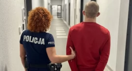 Jechał bez prawa jazdy, z narkotykami i pod ich wpływem. Policjanci zatrzymali 22-latka