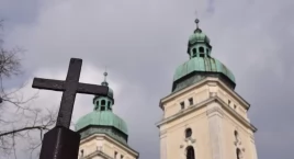 W niedzielę w kościołach zbiórka pieniędzy dla powodzian. Caritas zbiera dary