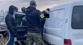 Nielegalna fabryka papierosów w powiecie czarnkowsko-trzcianeckim. Zatrzymano siedem osób [VIDEO][ZDJĘCIA]