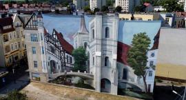Trójwymiarowy mural na 11 Listopada. Autorem projektu był Radosław Barek