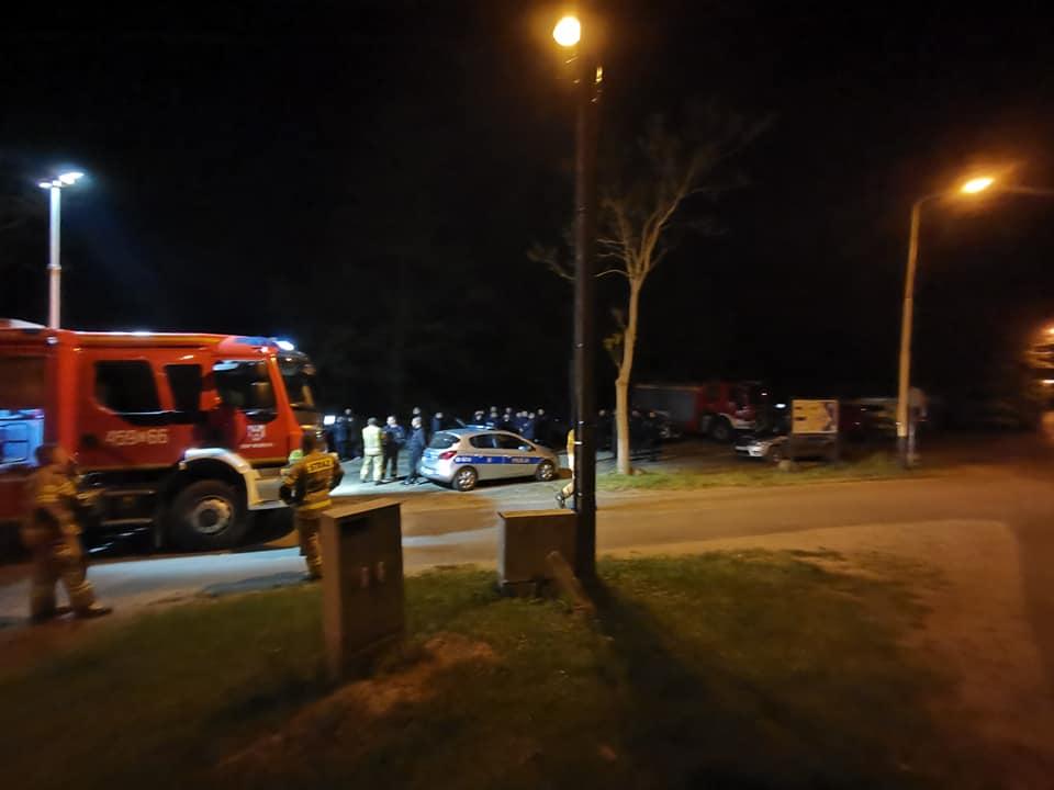 Nocne poszukiwania... 7 dziewcząt [ZDJĘCIA]