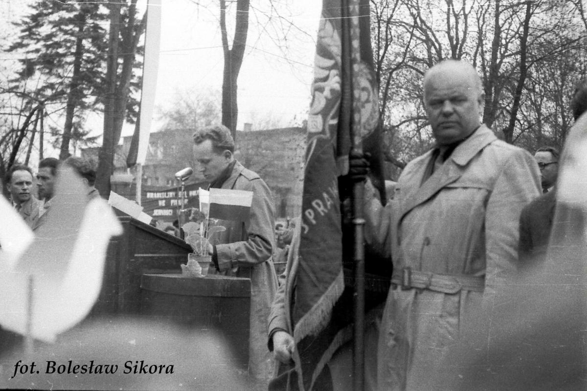 Gryfińskie pochody pierwszomajowe w obiektywie [GALERIA]