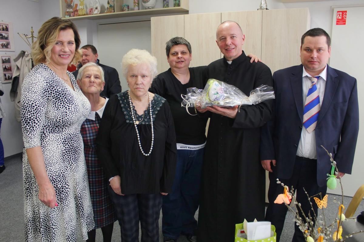 Zjedli jajeczko w Środowiskowym Domu Samopomocy w Gryfinie [GALERIA]