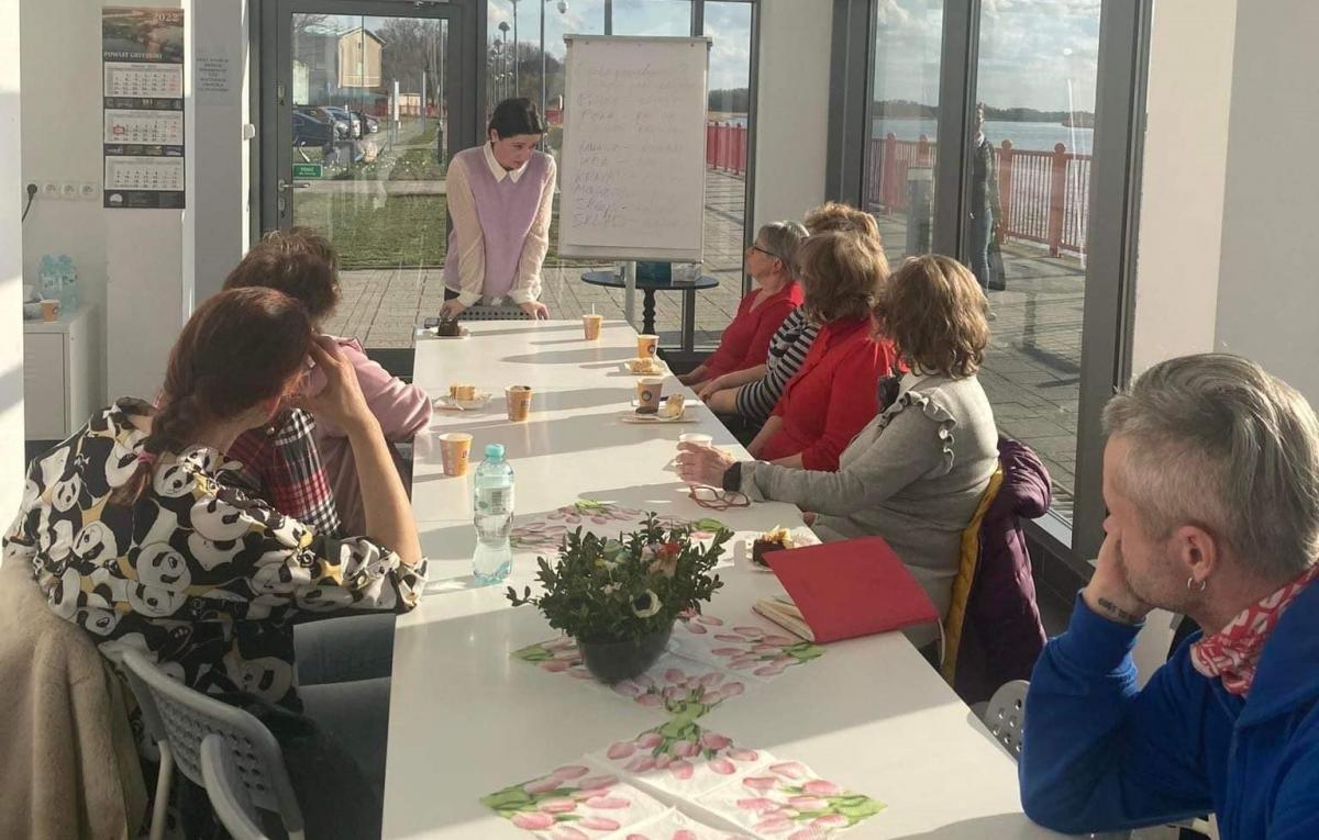 Uczyli się w jaki sposób pomagać uchodźcom