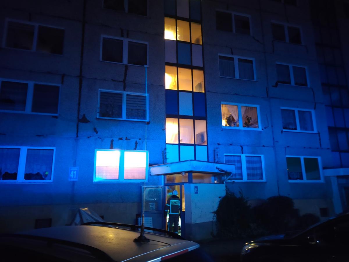 Urwany grzejnik zalał klatkę schodową i wiele innych