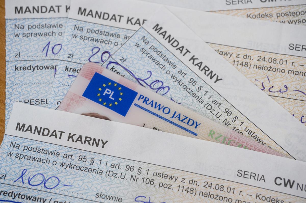 Odebrali kierowcom trzy prawa jazdy