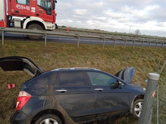 Kierowca z Niemiec spowodował wypadek. Pasażerka w szpitalu