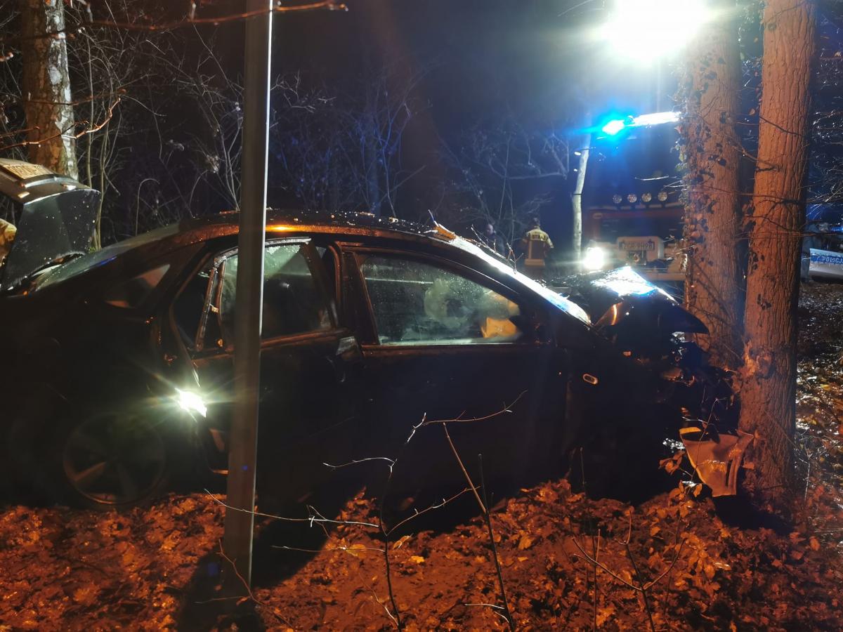 Dwie osoby zginęły w weekend na drogach