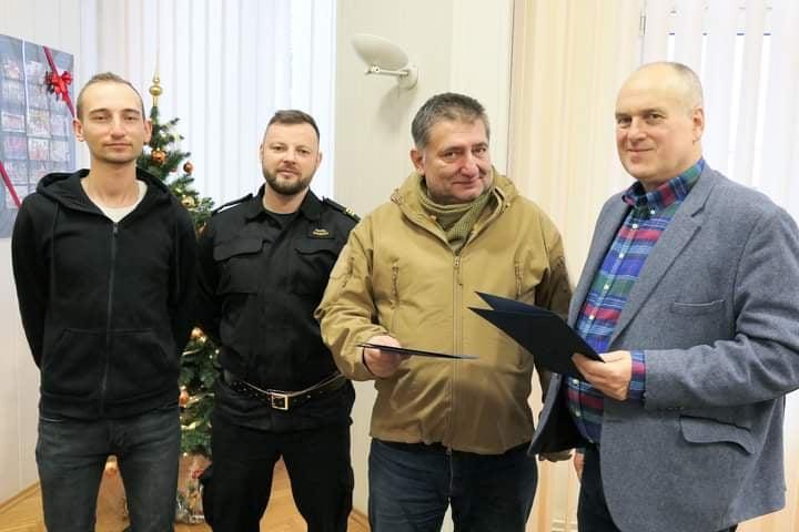 Gmina kupi Rafferowi kombinezony