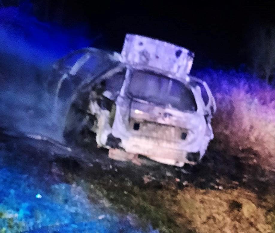 W nocy spłonęło auto [ZDJĘCIA]