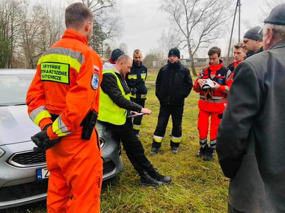 Trwają poszukiwana 54-latka z Chwarstnicy [GALERIA]