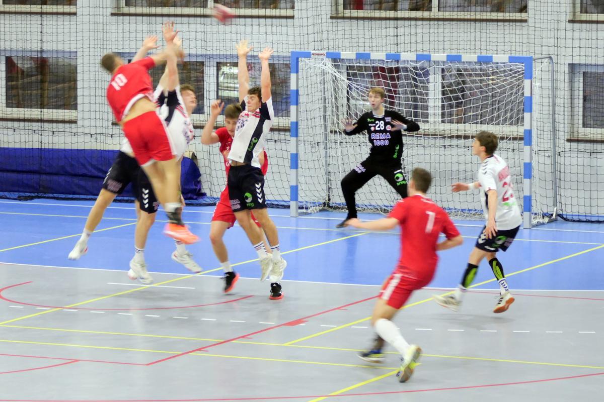 Polska zremisowała z Norwegią. Popis dwóch talentów: Domagały i Halda