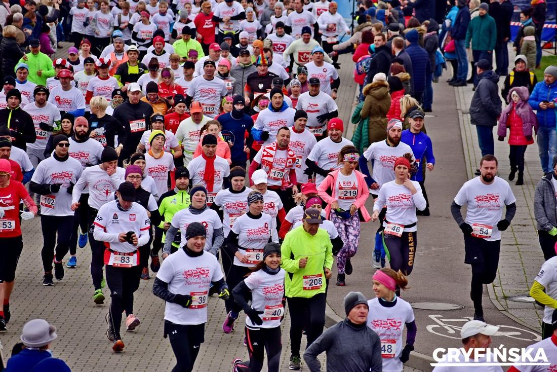 Święto Niepodległości na sportowo [ROZKŁAD JAZDY]