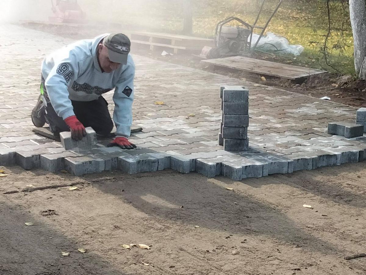 Gmina Banie przebudowuje drogę [GALERIA]