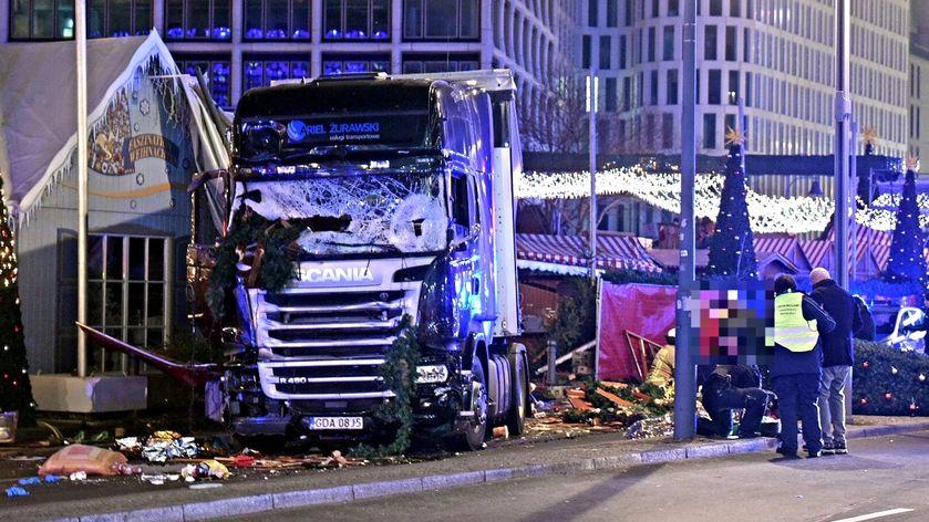 Niemcy kręcą serial o zamachu w Berlinie, w którym zginął Łukasz Urban