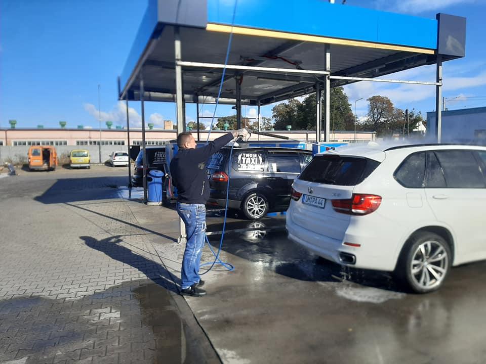 Do godziny 17.00 umyjesz samochód za darmo na stacji An-Mar