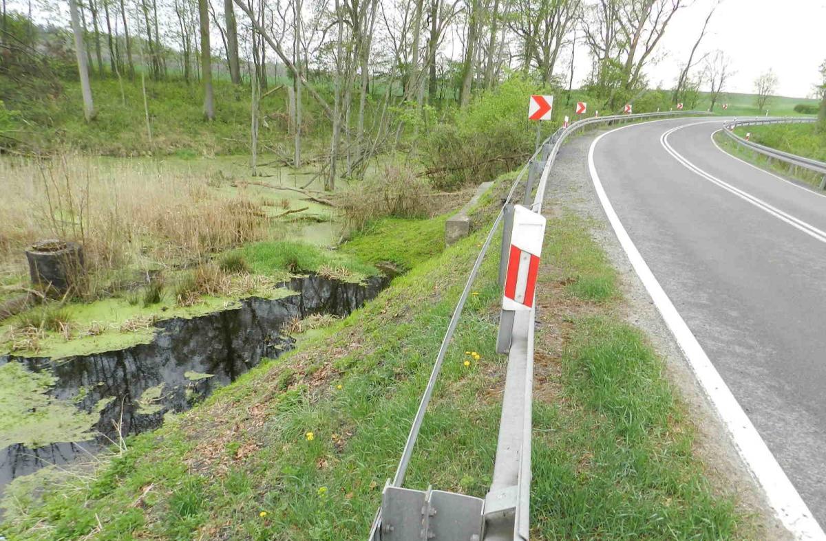 Zamknęli drogę. Wiemy którędy przebiega objazd