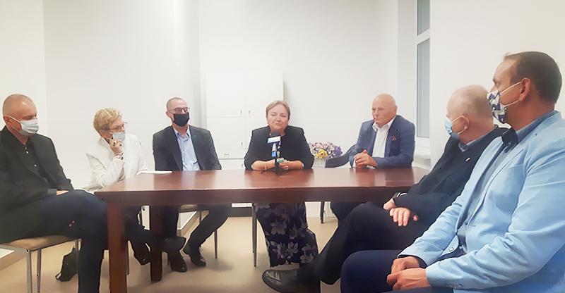Radni powiatu oraz gminy spotkali się w trosce o gryfiński szpital