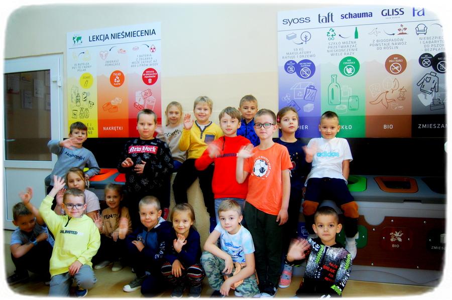 Stacja do segregacji odpadów w SP1 w Gryfinie!