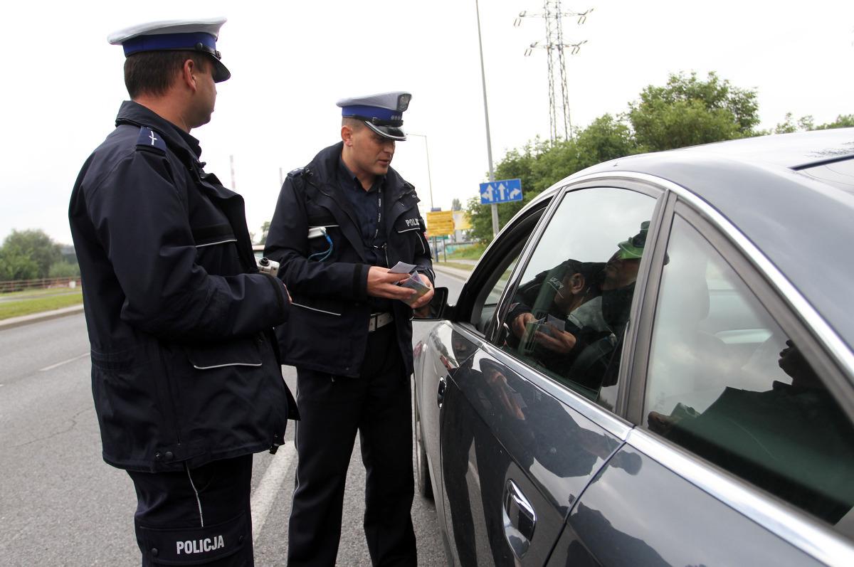 Stracił prawo jazdy za narkotyki. Drugi nie miał co tracić