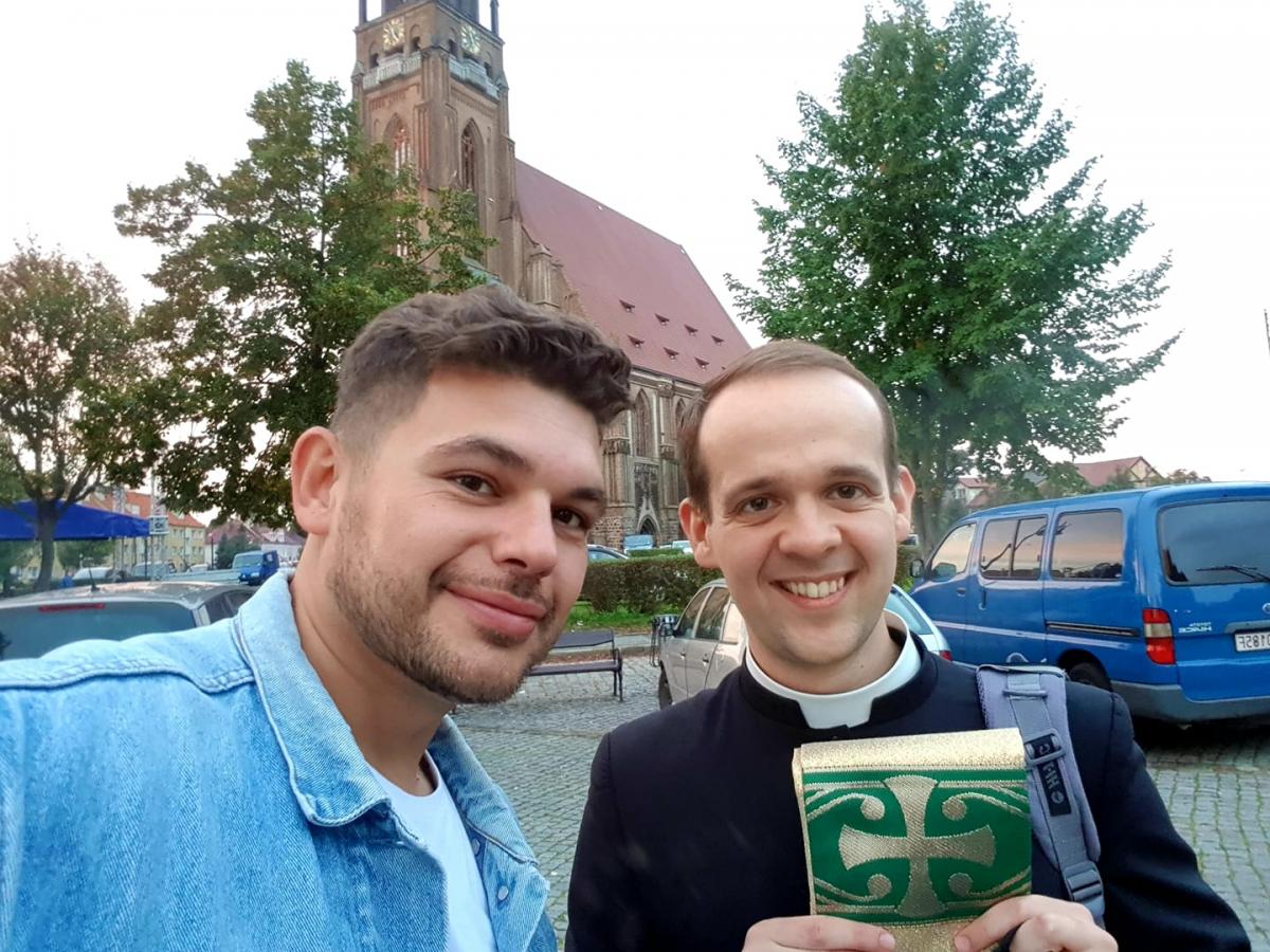 Ksiądz Czaczyk nagrał piosenkę o kardynale Wyszyńskim [WIDEO]