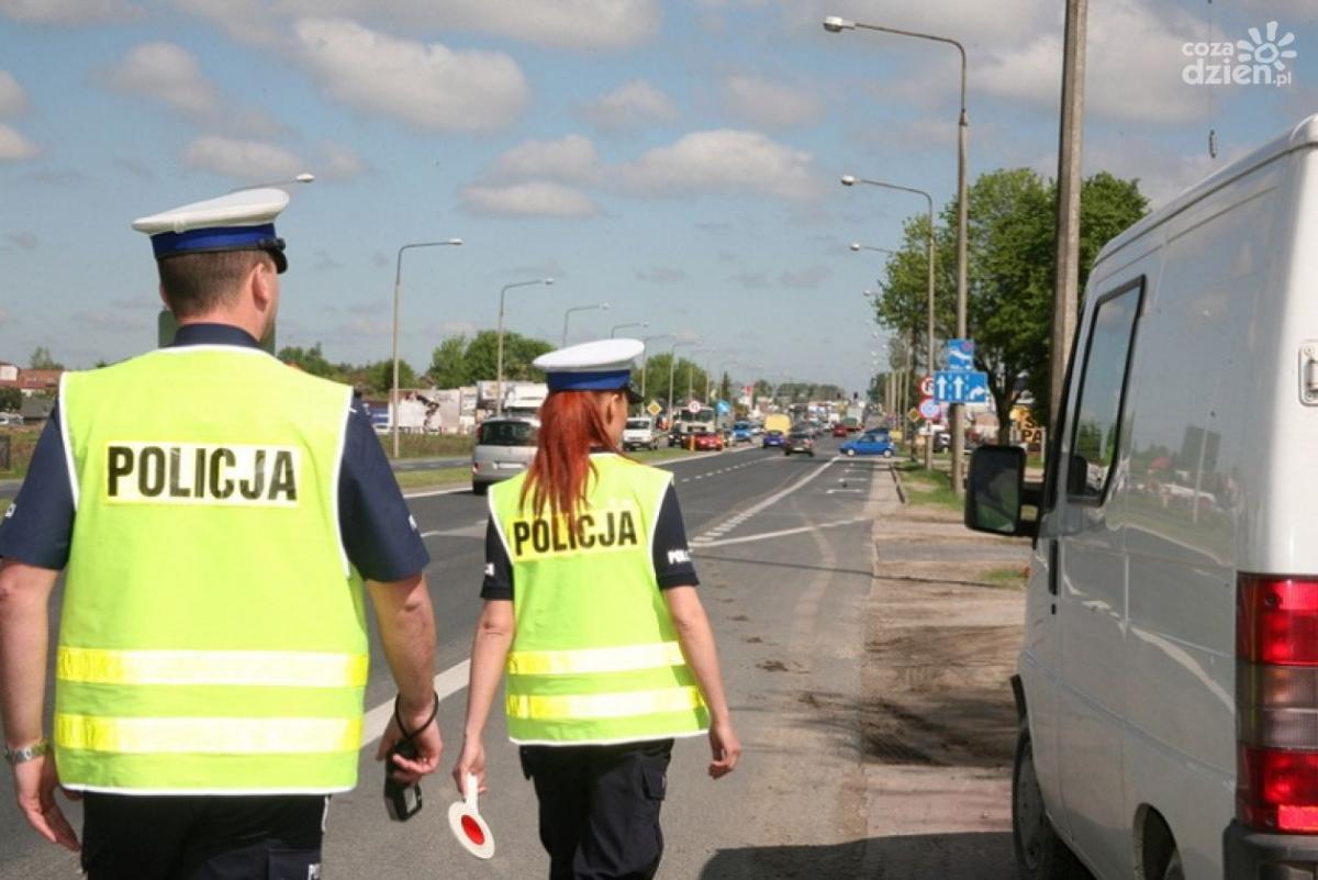 Kronika policyjna: poczet pijanych i naćpanych kierowców