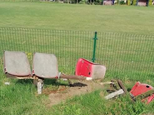 Szukają sprawcy wandalizmu na stadionie