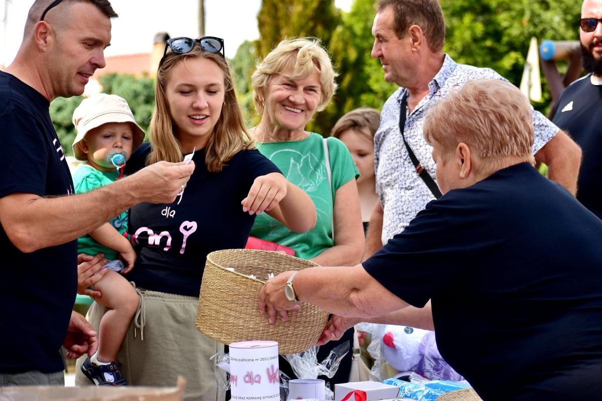 Zebrali ponad 14 tysięcy dla Hani z Bartkowa