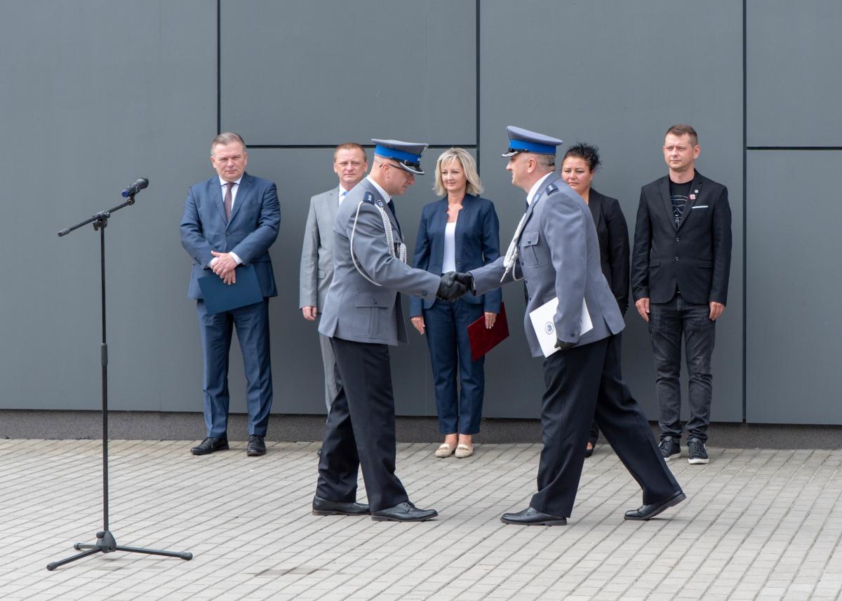 Z okazji święta policja nagrodziła policjantów